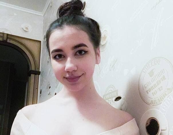 Ульяна привлекальеная девушка из Керчи цена от 3000 руб