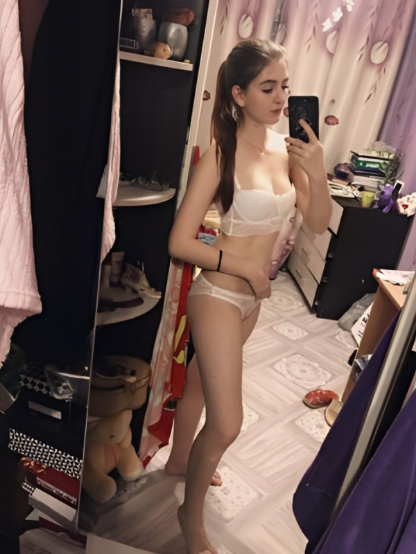 Лолита привлекательная девушка из Керчи цена от 2500 руб