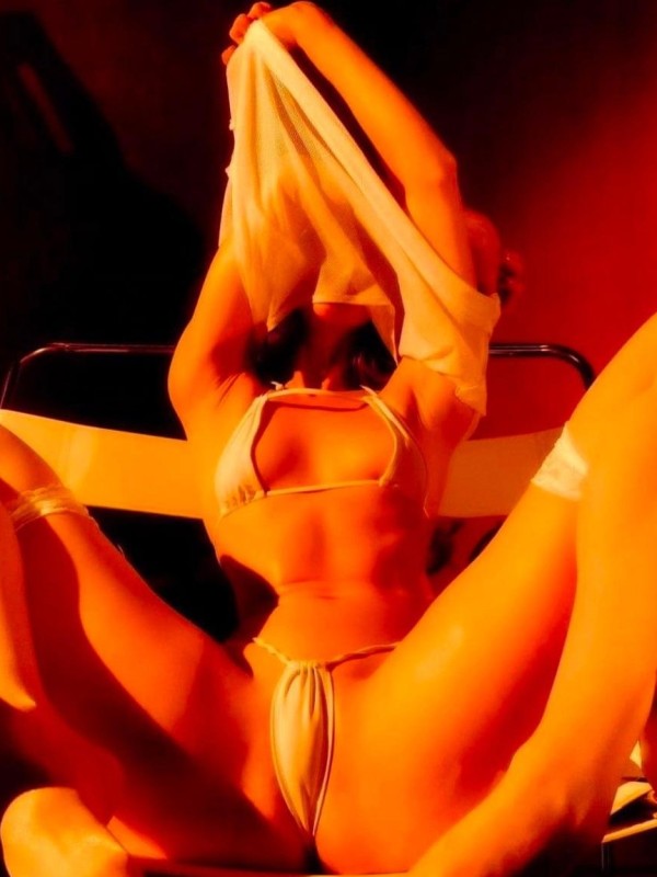 Лилиана привлекательная девушка из Керчи цена от 4000 руб